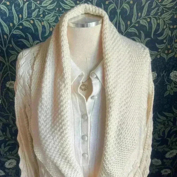 Elie Tahari Cream Merino Wool Knit Wrap Cardigan - Picture 4 of 13